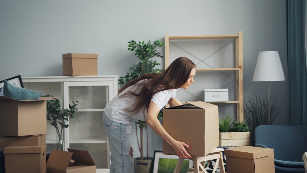 professional movers packing household items